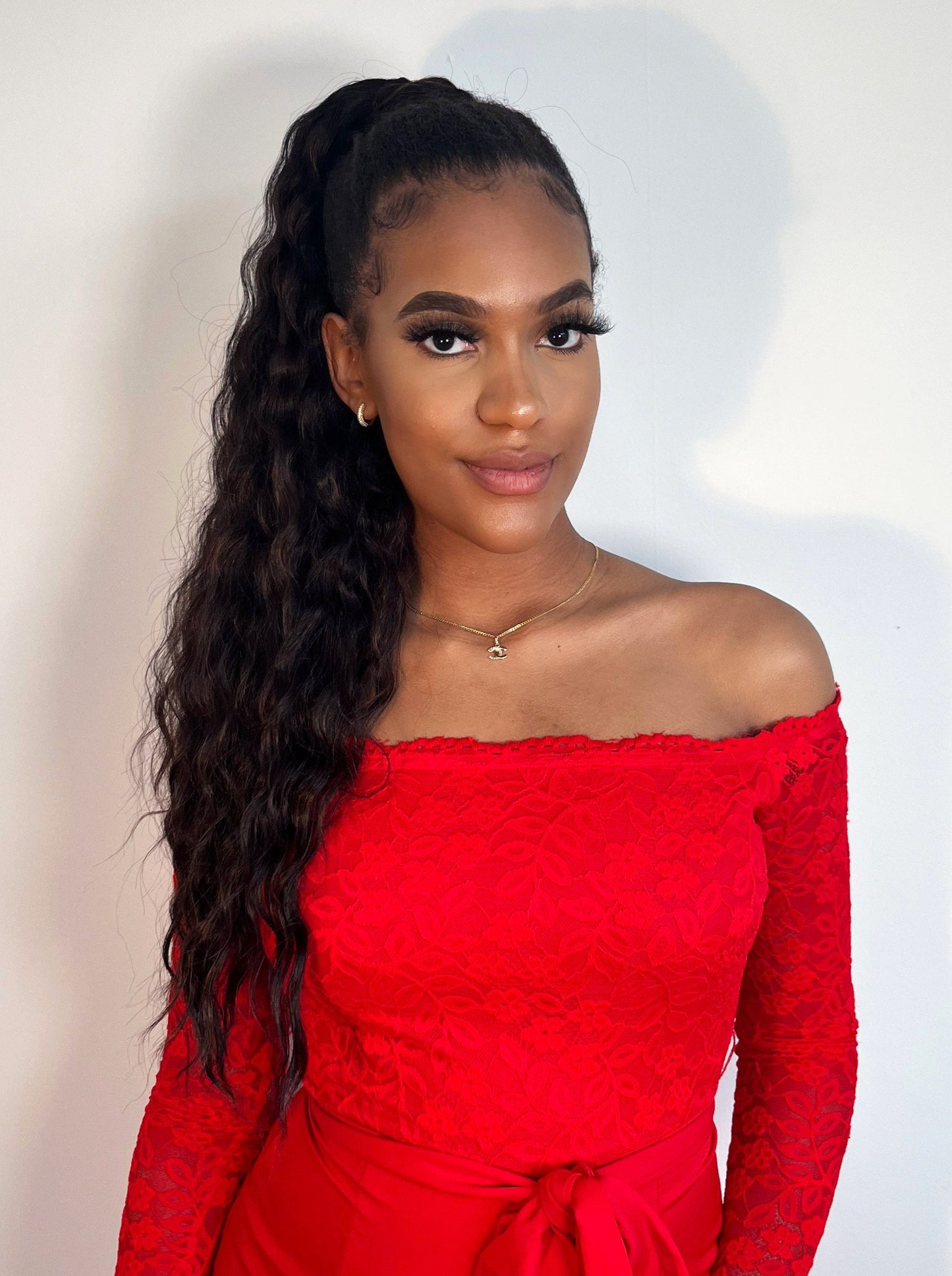 The Brinley wavy style 26" Velcro Wrap Ponytail | Premium Tongable Fibre